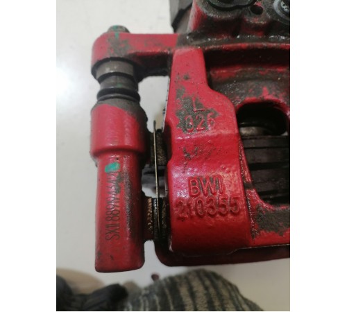 Суппорт задний правый