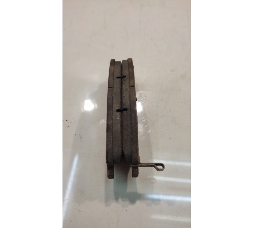 Тормозные колодки (передние)