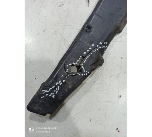 Пыльник крыла передний левый