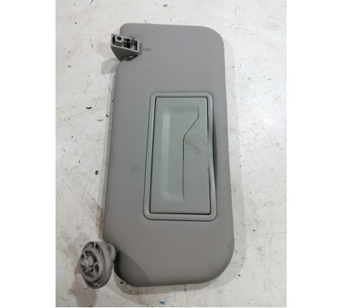 Козырек солнцезащитный левый