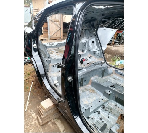 Порог со стойкой правый