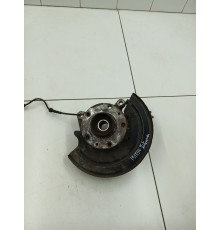 Кулак поворотный передний левый