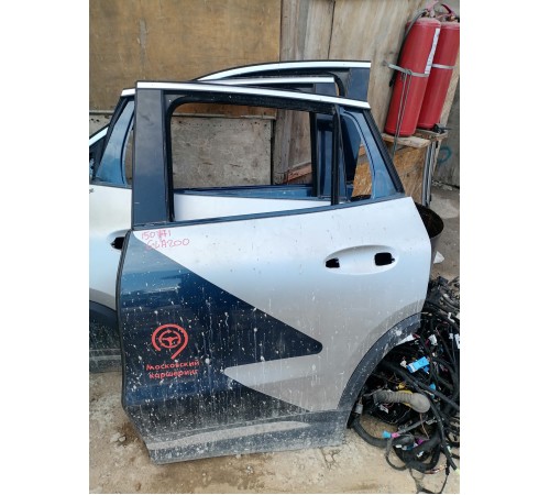 Дверь задняя левая