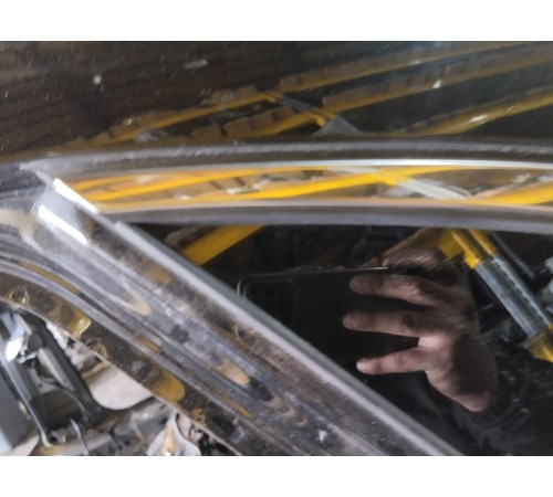 Стекло глухое левое Форточка