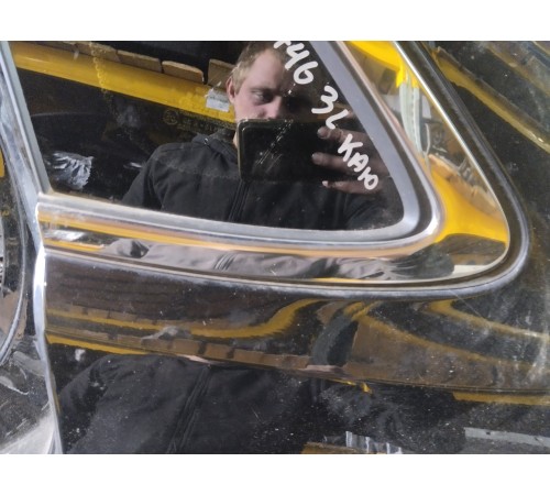 Стекло глухое левое Форточка