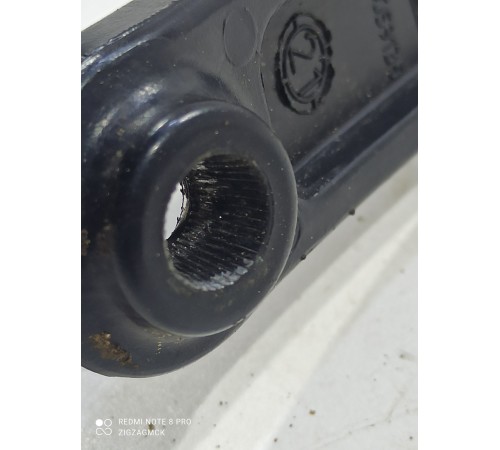 Поводок стеклоочистителя(левый)