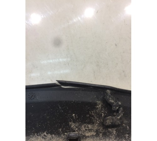 Накладка крыла (задняя, левая)