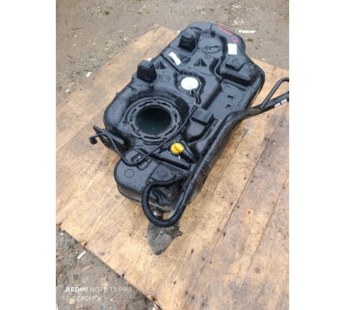 Бак топливный