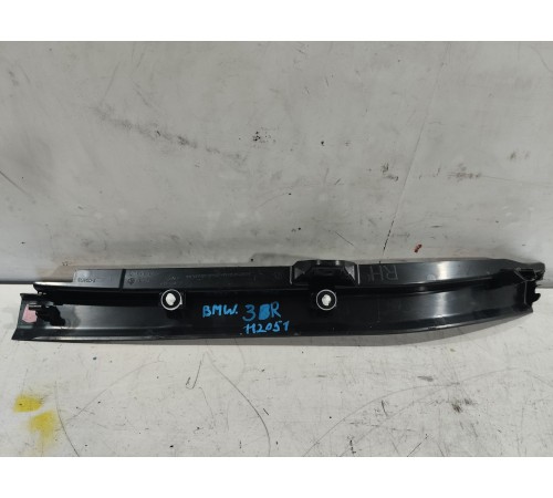 Накладка порога (задняя правая)