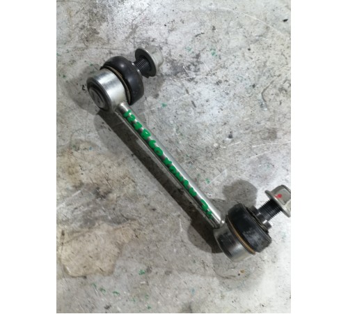 Стойка стабилизатора задняя