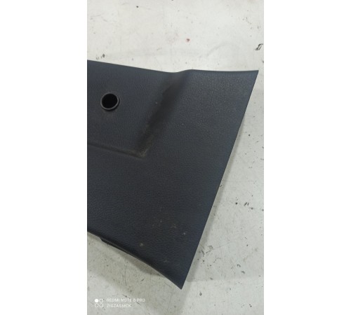 Обшивка центральной стойки(левая нижняя)