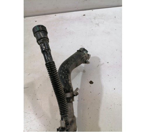 Горловина топливного бака