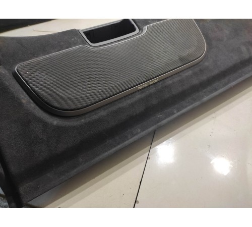 Задняя полка