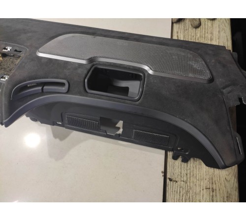 Задняя полка