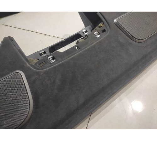 Задняя полка