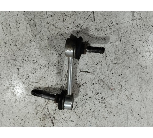 Стойка стабилизатора задняя правая