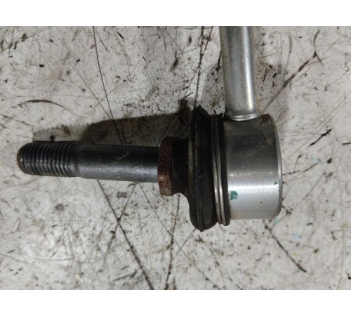 Стойка стабилизатора задняя правая