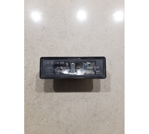 Плафон подсветки номера правый