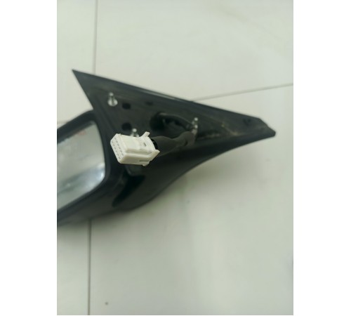 Зеркало левое