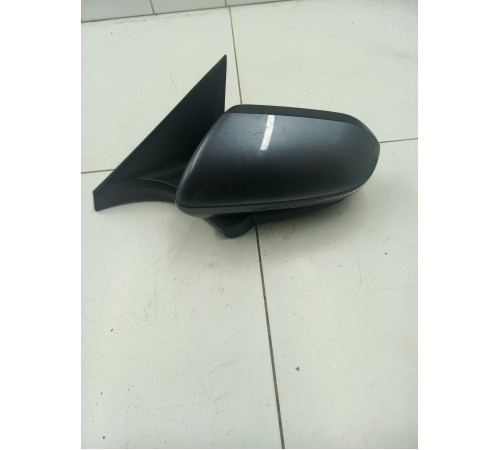 Зеркало левое