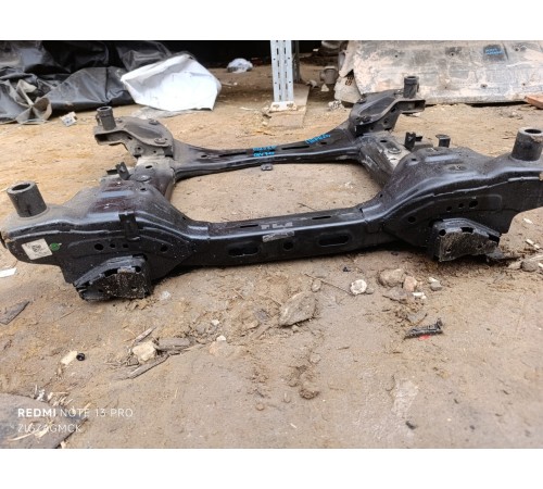 Балка подвески (подрамник) передняя