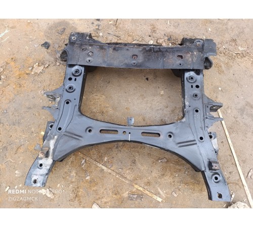 Балка подвески (подрамник) передняя