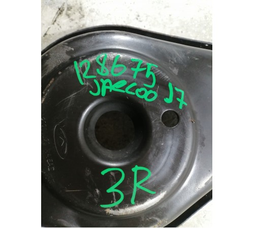 Рычаг задний  правый под пружину