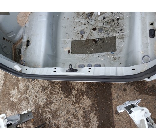 Панель задняя