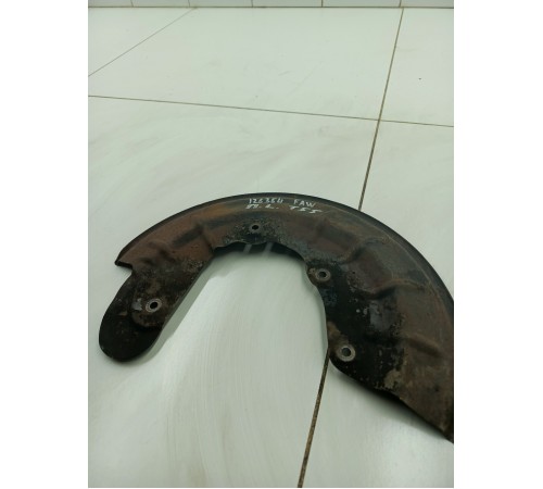 Кожух пыльник тормозного диска передний левый