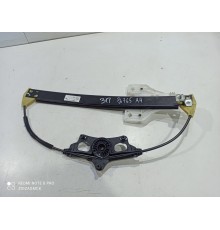 Стеклоподъемник (задний правый)