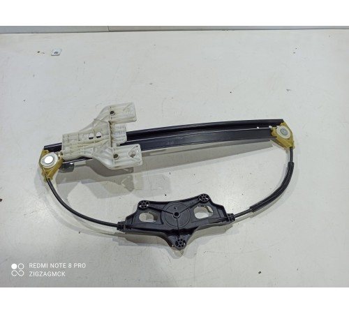 Стеклоподъемник (задний правый)