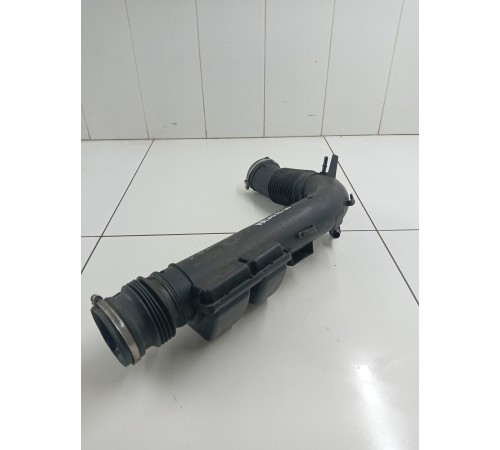 Патрубок воздухозаборника