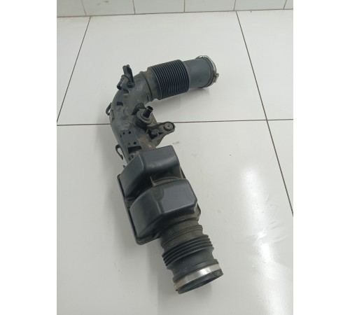 Патрубок воздухозаборника