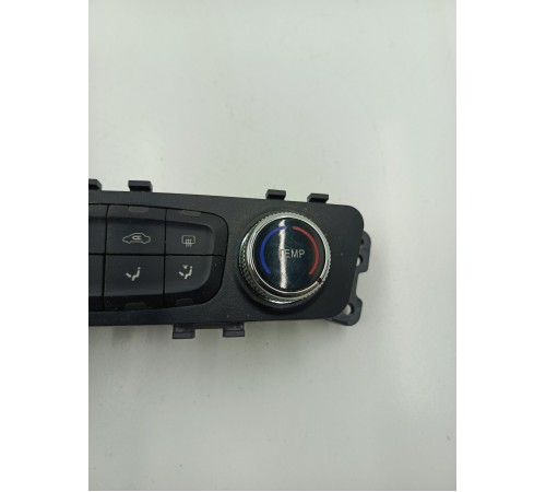 Блок управления климат контролем передний