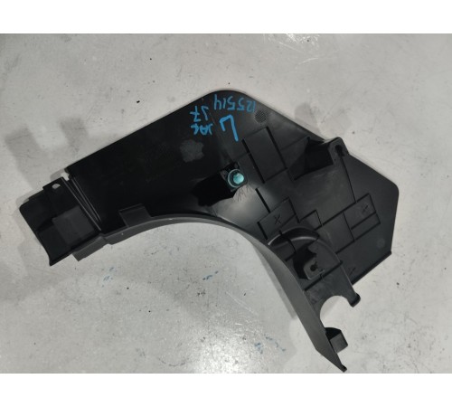 Накладка стойки передняя левая