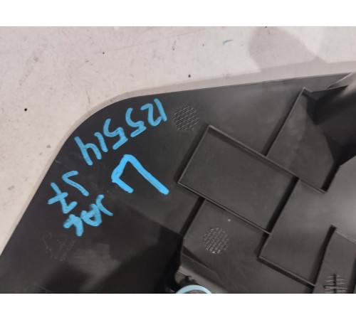 Накладка стойки передняя левая