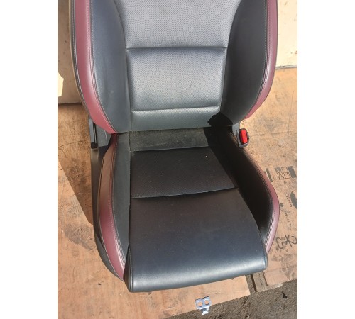 Сиденье переднее правое