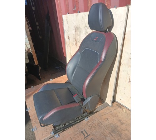 Сиденье переднее правое