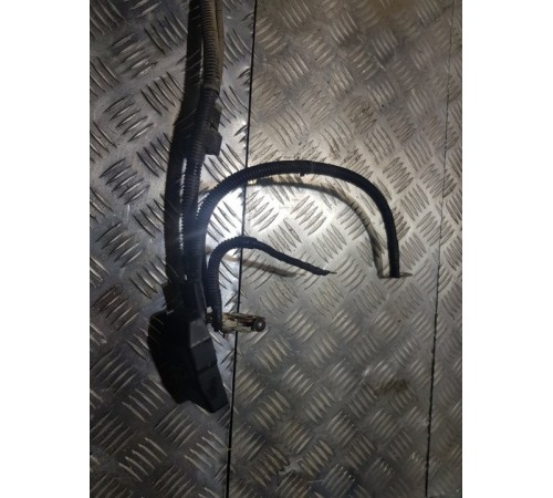 Клемма аккумулятора