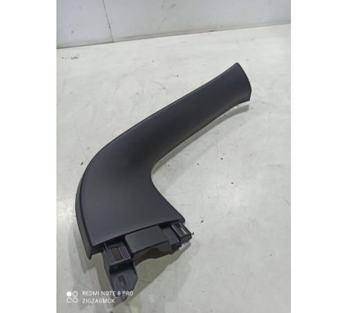 Обшивка крышки багажника(левая)