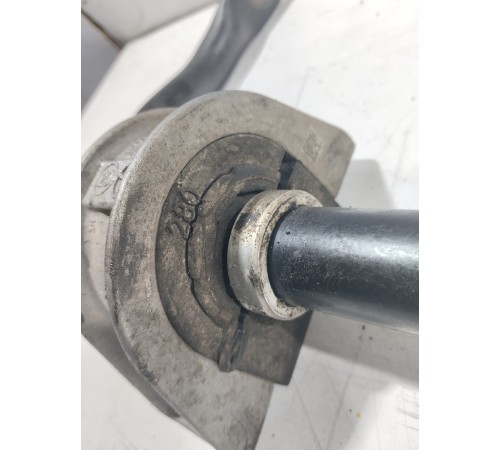 Стабилизатор поперечной устойчивости задний