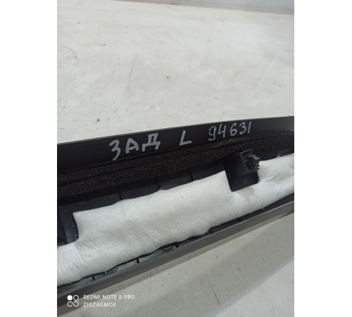 Обшивка крышки багажника(левая)