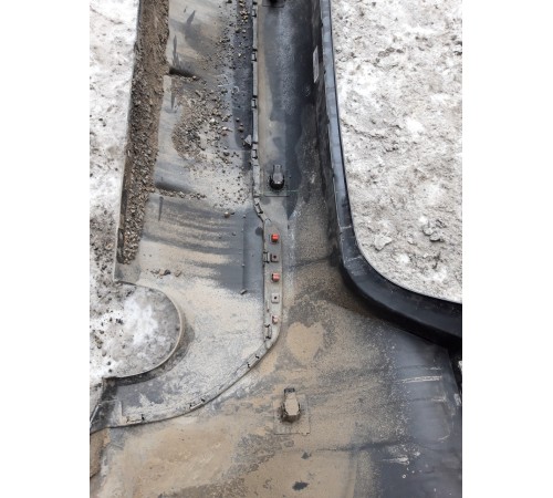 Задний бампер в сборе