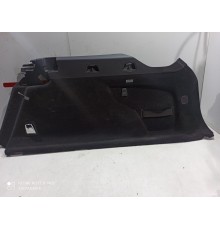Обшивка багажника (правая)