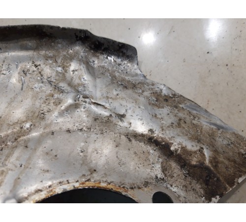 Кожух тормозного диска (задний, правый)