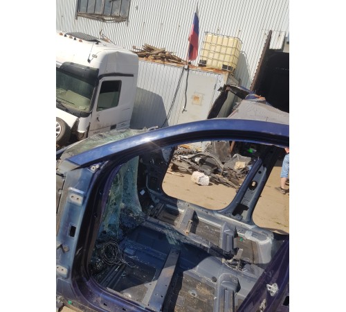 Стойка лобового стекла левая