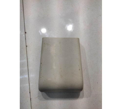 крышка механизма открывания сидения