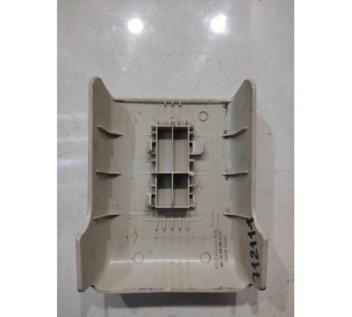 крышка механизма открывания сидения