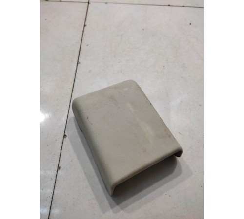 крышка механизма открывания сидения