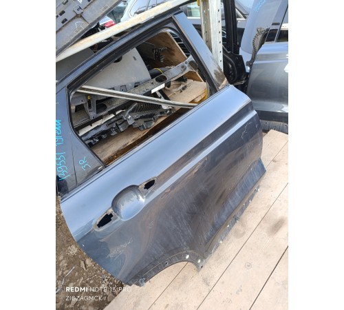Дверь задняя правая